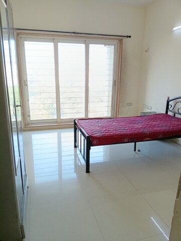 Bedroom in 3 BHK Apartment at Pataskar Eclat, Ghodbunder Road – for Rent