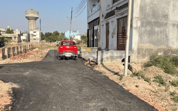 Plot For Sale in Jaypee Sports City, Jaypee Greens Sports City