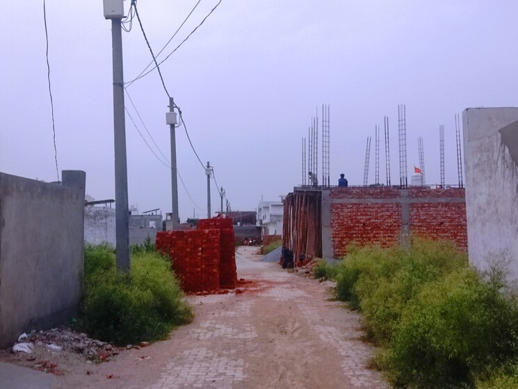 undefined, sector 137  900 Sq.Ft. Plot In Sector 137 Noida 8790704
