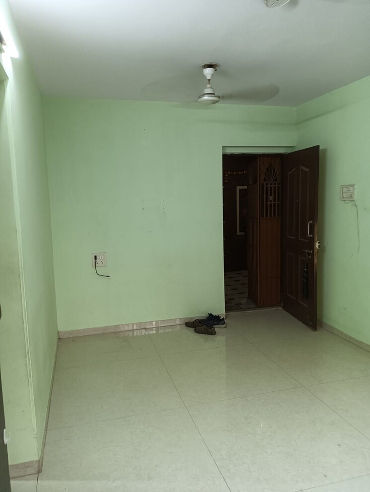 Room, waghbil 1 Bedroom 450 Sq.Ft. Apartment In Waghbil Thane 8790709