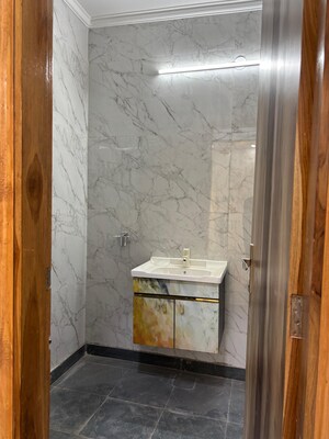 Bathroom in 4 BHK Builder Floor at Green Fields Colony – for Sale