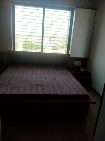 Bedroom in 2 BHK Apartment at Althan – for Rent