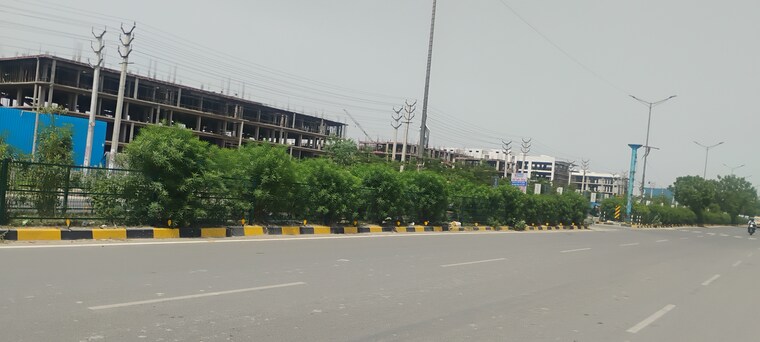 undefined, sector 80  220 Sq.Yd. Plot In Sector 80 Faridabad 8790756