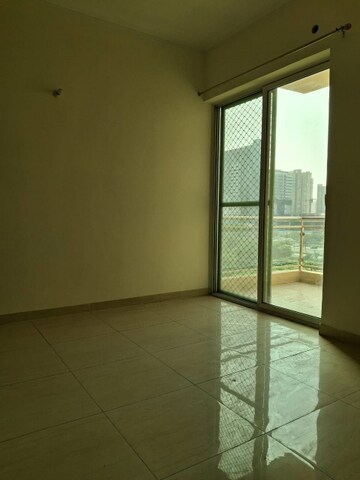 Room in 3 BHK Apartment at Gaur Saundaryam, Tech Zone 4 Greater Noida – for Sale