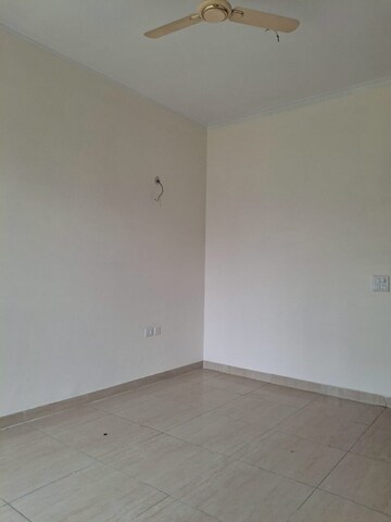 Room in 3 BHK Apartment at Gaur Saundaryam, Tech Zone 4 Greater Noida – for Sale