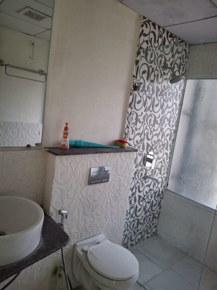Bathroom, gaur-saundaryam 3 Bedroom 892 Sq.Ft. Apartment In Tech Zone 4 Greater Noida Greater Noida 8790757