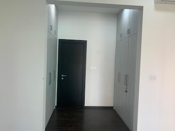 Room in 3 BHK Apartment at Shapoorji Pallonji Joyville Phase 2, Sector 102 – for Rent