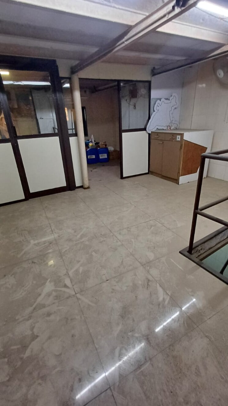 Room, panch pakhadi Commercial Shop 800 Sq.Ft. In Panch Pakhadi Thane 8790763