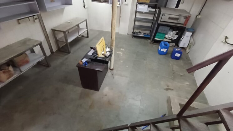 Team Area, panch pakhadi Commercial Shop 800 Sq.Ft. In Panch Pakhadi Thane 8790763