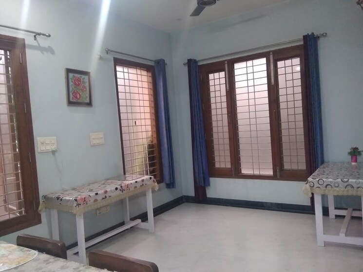 Room, omicron 1a greater noida 2 Bedroom 120 Sq.Mt. Independent House In Omicron 1a Greater Noida Greater Noida 8790767