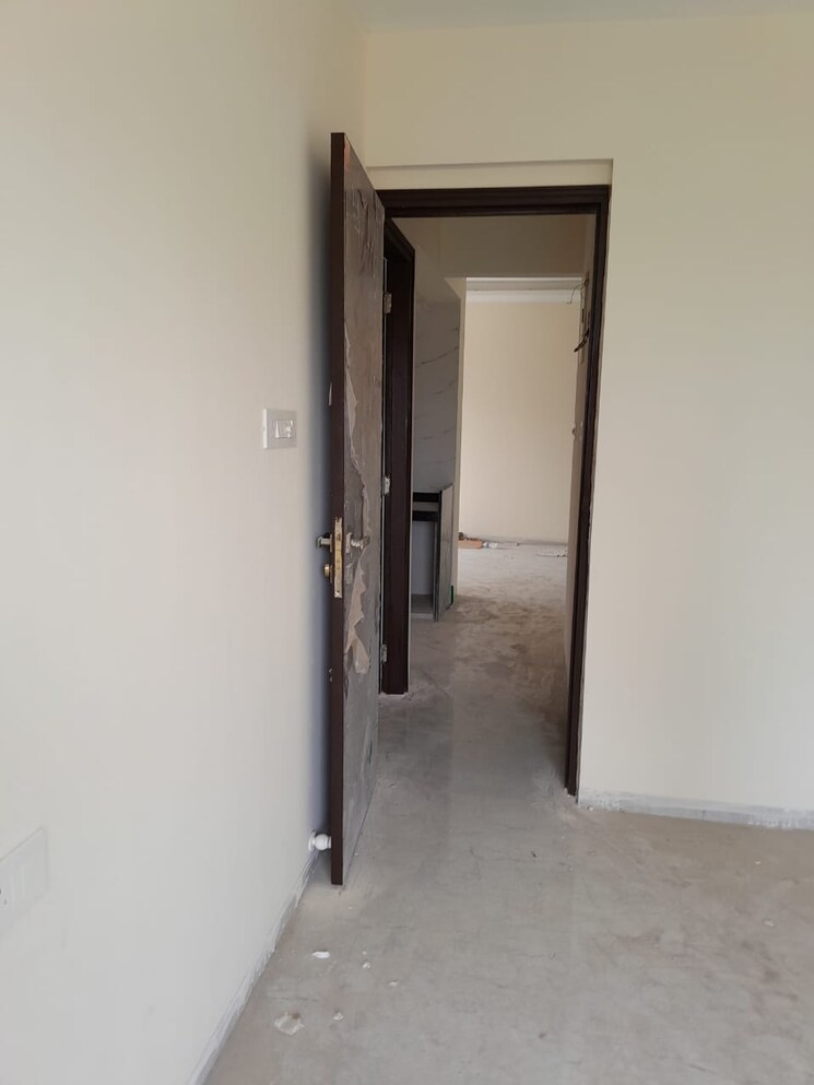 Room, borivali east 2 Bedroom 634 Sq.Ft. Apartment In Borivali East Mumbai 8790810