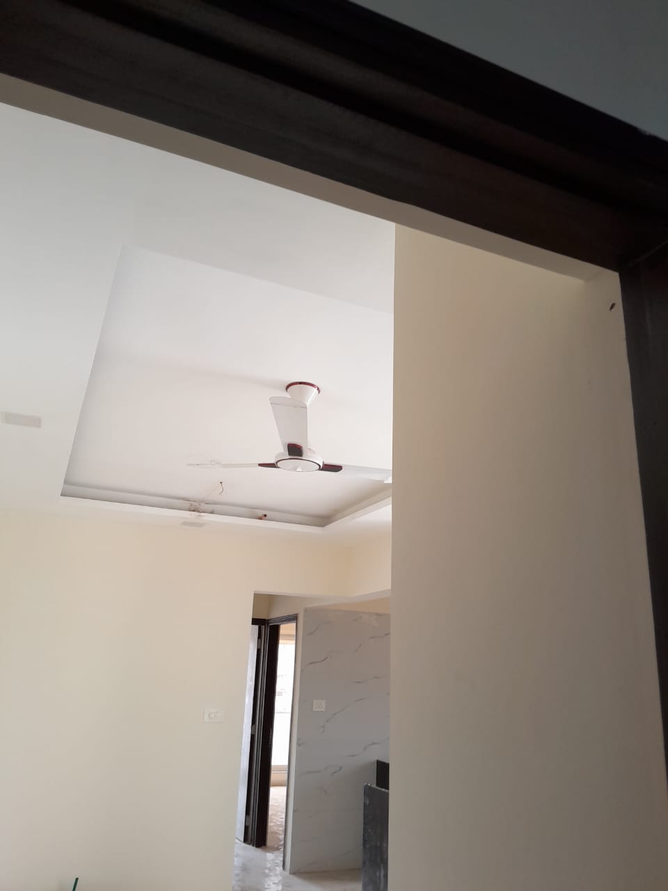 2 BHK Apartment For Rent in Amar Sambhav,carter Road 