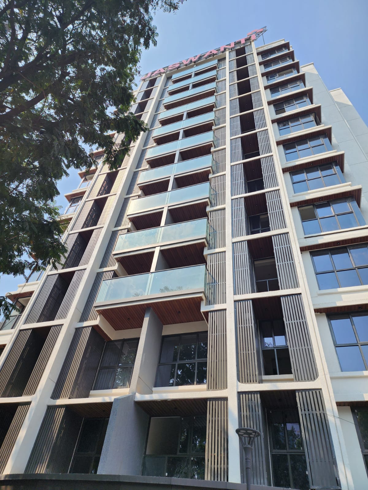 2 BHK Apartment For Sale in Ashray Jaswanti Bliss