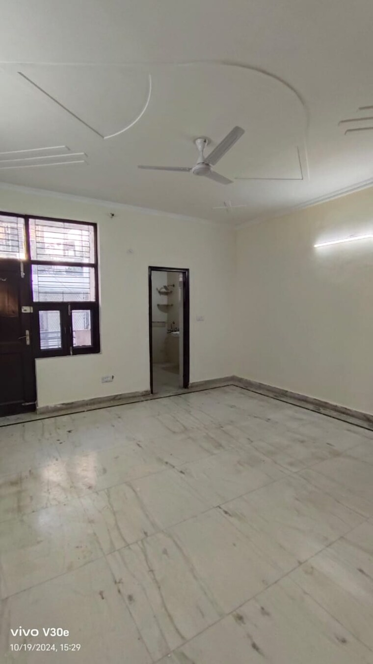 Room, green fields colony 4 Bedroom 1825 Sq.Ft. Builder Floor In Green Fields Colony Faridabad 8790832