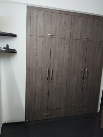 Furnished Amenities in 3 BHK Apartment at Sector 121 – for Rent