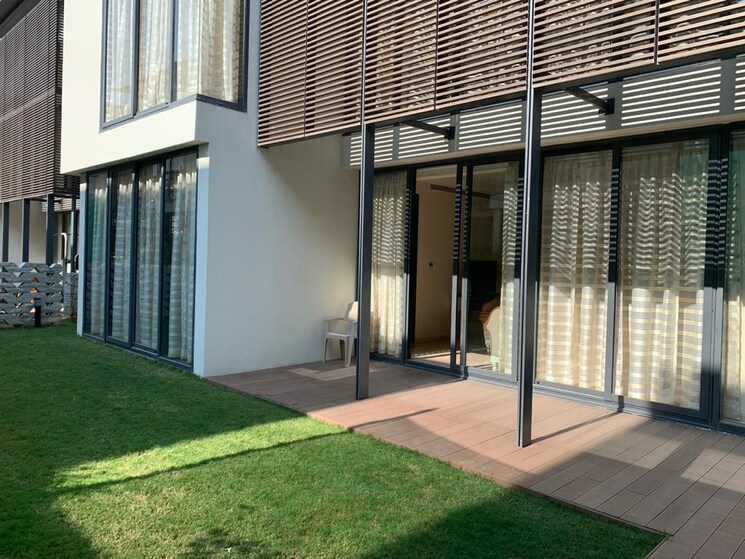 Room, embassy-boulevard 4 Bedroom 4000 Sq.Ft. Villa In Yelahanka Bangalore 8790839