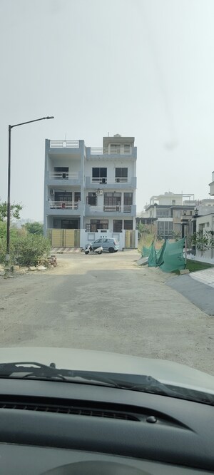  Plot For Sale in Ansal Sushant Golf city, Sushant Golf City