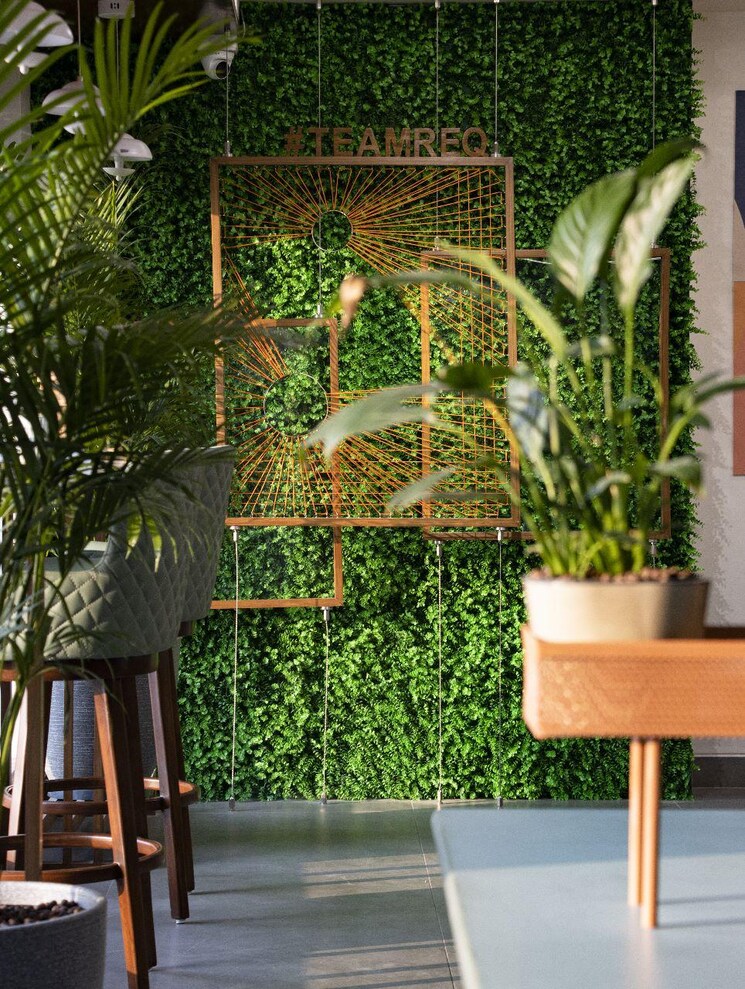 Garden, shyamal Commercial Office Space 2397 Sq.Ft. In Shyamal Ahmedabad 8790851