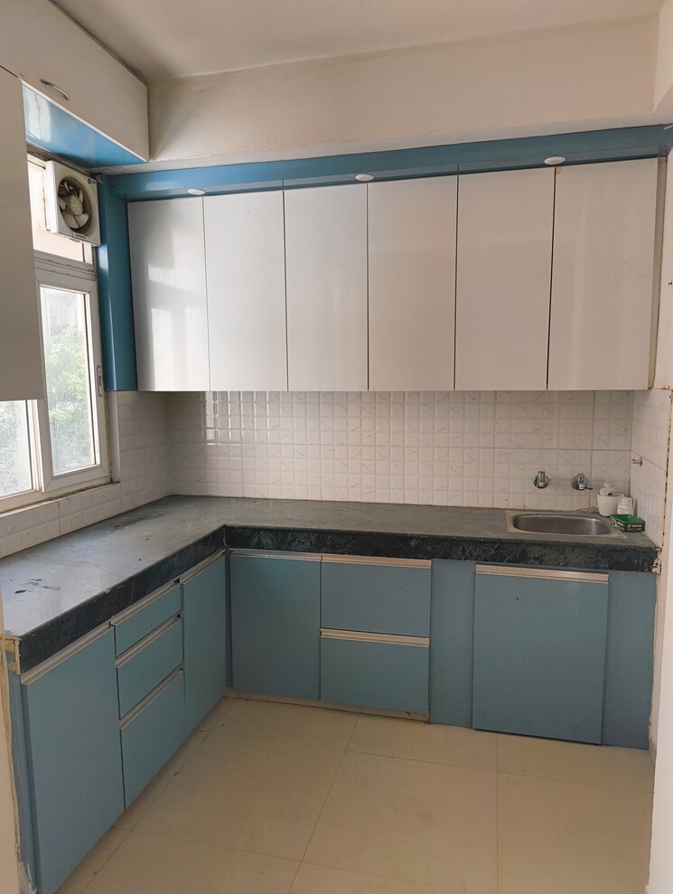 Kitchen, shree-vardhman-green-court 2 Bedroom 636 Sq.Ft. Apartment In Sector 90 Gurgaon 8790884