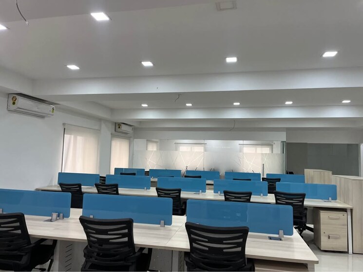 Team Area, scheme 140 Commercial Office Space 2000 Sq.Ft. In Scheme 140 Indore 8790865