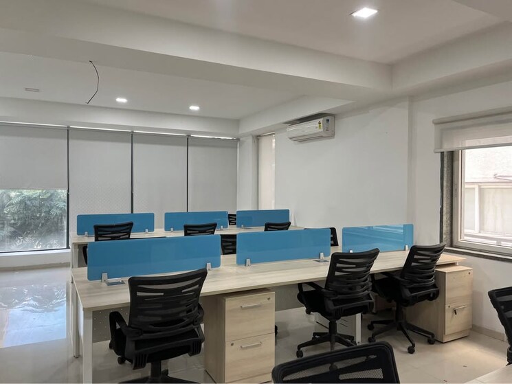 Team Area, scheme 140 Commercial Office Space 2000 Sq.Ft. In Scheme 140 Indore 8790865