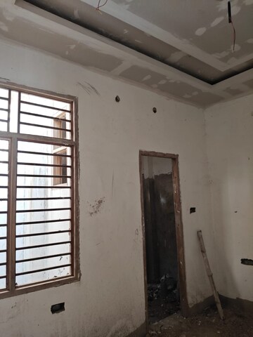 Building Lobby in 4 BHK Independent House at Chinhat – for Sale
