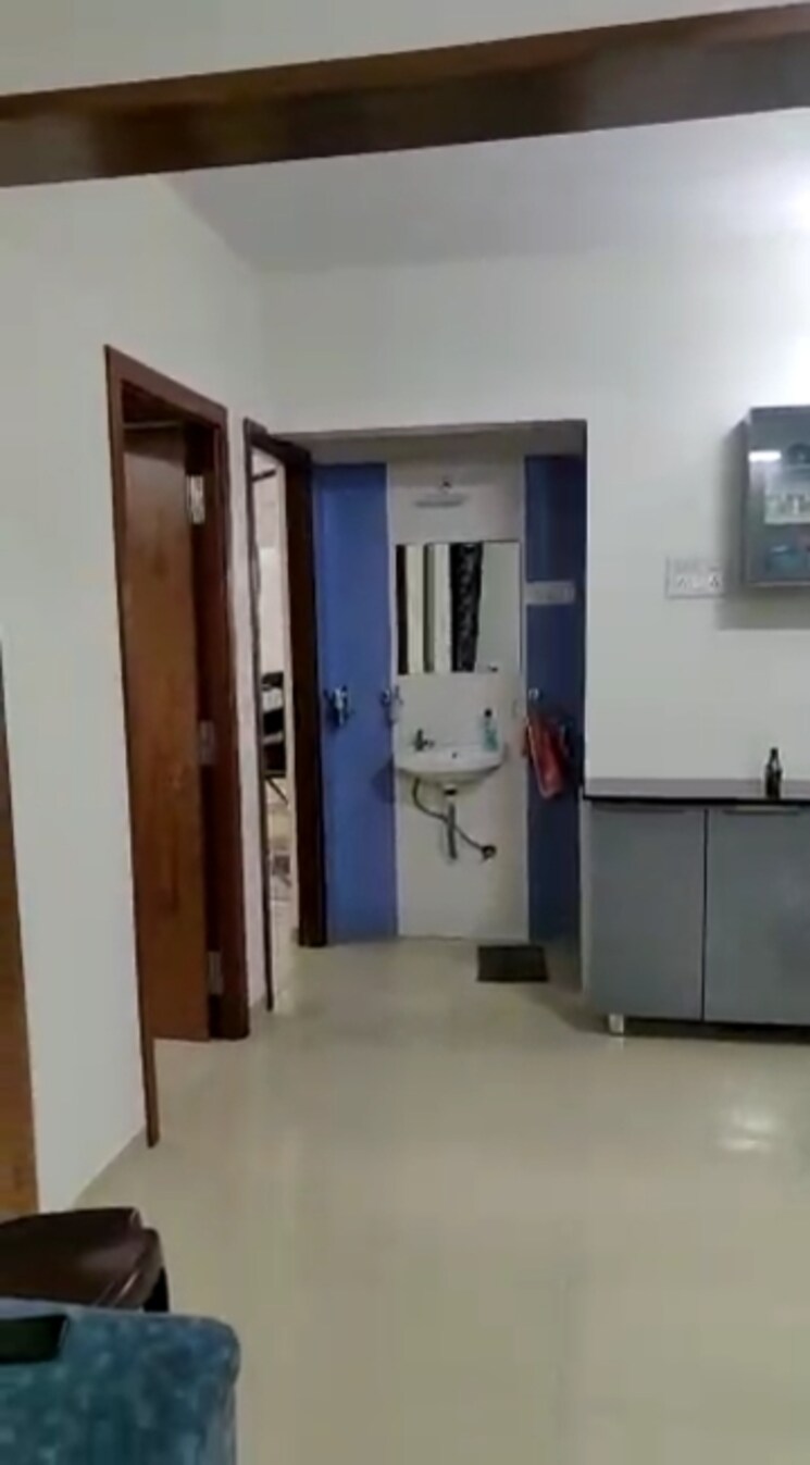 Room, althan 2 Bedroom 1100 Sq.Ft. Apartment In Althan Surat 8790959