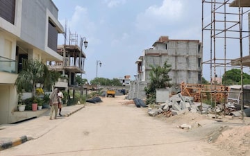 Plot For Sale in Dharam Palace Sector 18, Sector 18