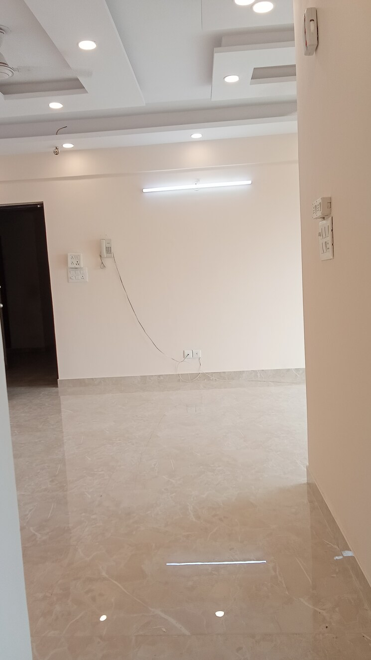 Room, moti nagar 3 Bedroom 1753 Sq.Ft. Apartment In Moti Nagar Delhi 8790974