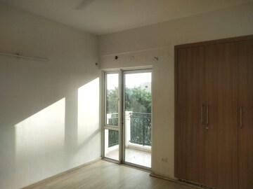 Room in 3 BHK Apartment at Moti Nagar – for Rent