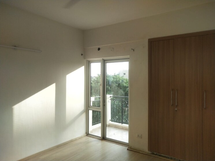 Room, moti nagar 3 Bedroom 1600 Sq.Ft. Apartment In Moti Nagar Delhi 8791013