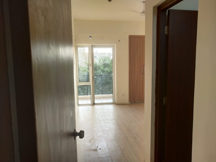Room, moti nagar 3 Bedroom 1600 Sq.Ft. Apartment In Moti Nagar Delhi 8791013