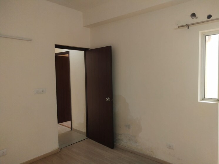 Room, moti nagar 3 Bedroom 1600 Sq.Ft. Apartment In Moti Nagar Delhi 8791013