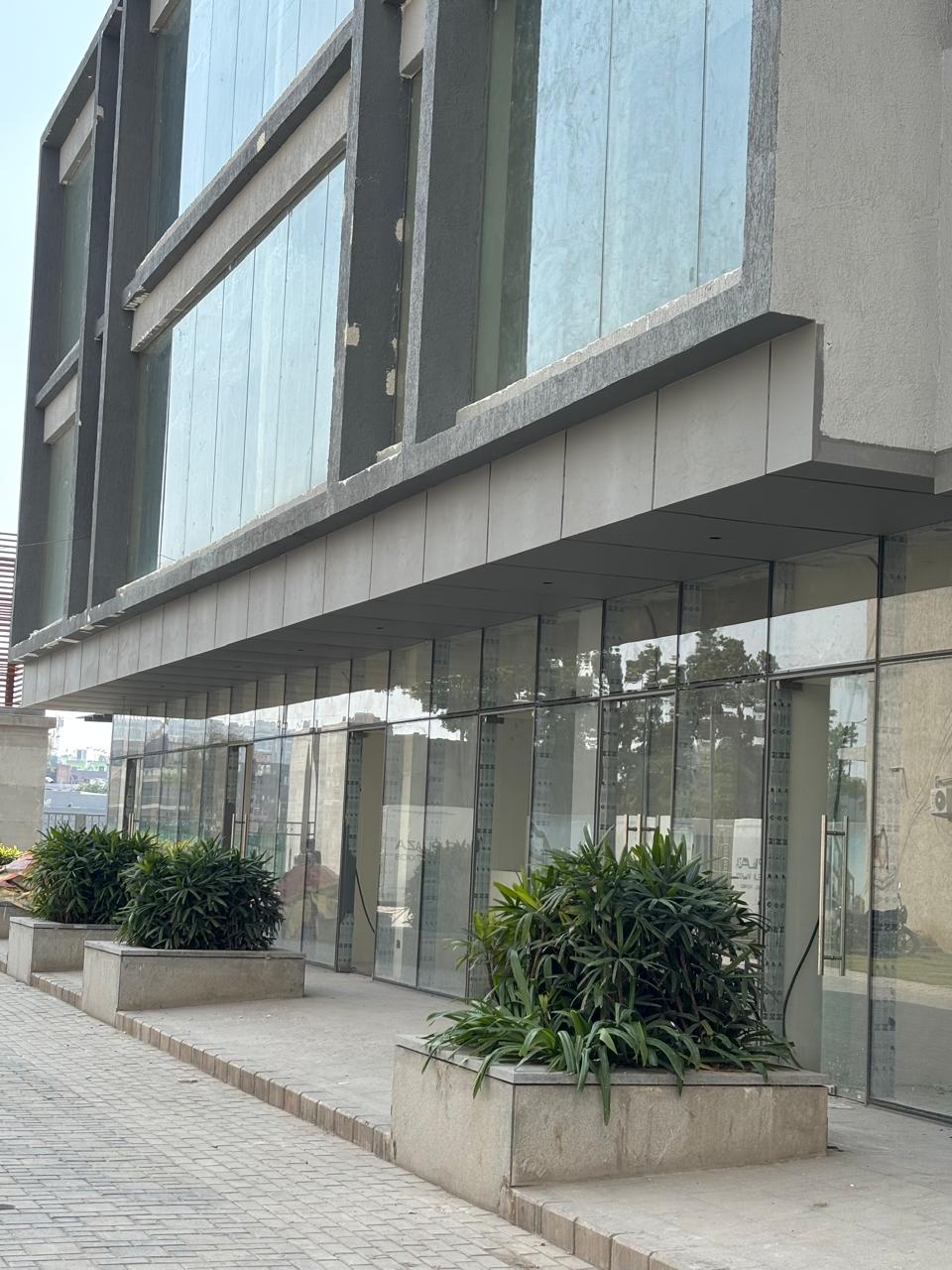 Showroom For Rent in Niti Khand 1 Indirapuram 