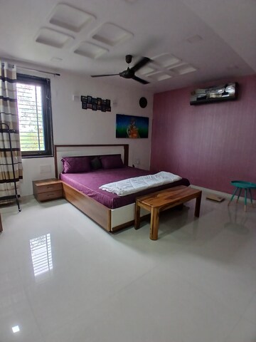 Bedroom in 4 BHK Villa at Darga Road – for Rent