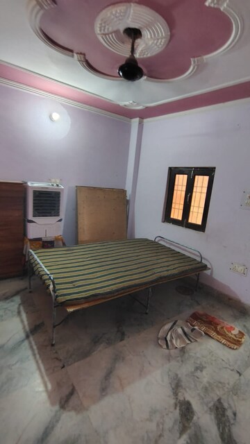 Bedroom in 1 BHK Builder Floor at Dwarka Mor – for Rent