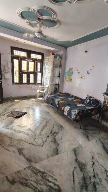 Living Room in 1 BHK Builder Floor at Dwarka Mor – for Rent