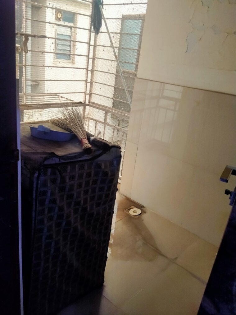 undefined, althan 2 Bedroom 1385 Sq.Ft. Apartment In Althan Surat 8791030