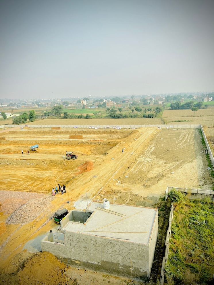 undefined, defence-empire  80 Sq.Yd. Plot In Surajpur Greater Noida 8791058