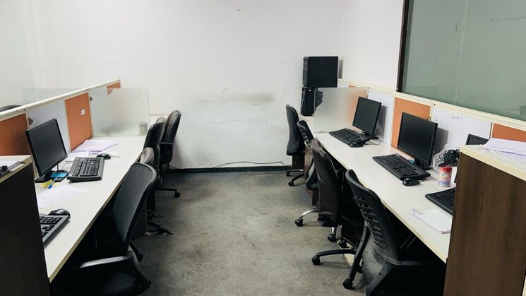 Gym, venus-atlantis Commercial Office Space 2399 Sq.Ft. In Prahlad Nagar Ahmedabad 8791076