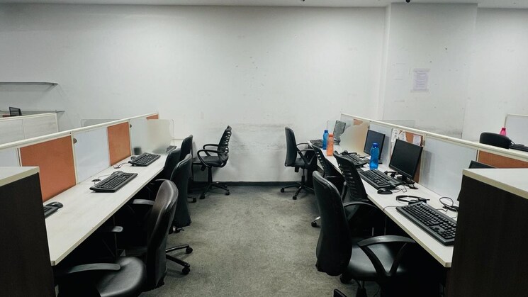 Gym, venus-atlantis Commercial Office Space 2399 Sq.Ft. In Prahlad Nagar Ahmedabad 8791076