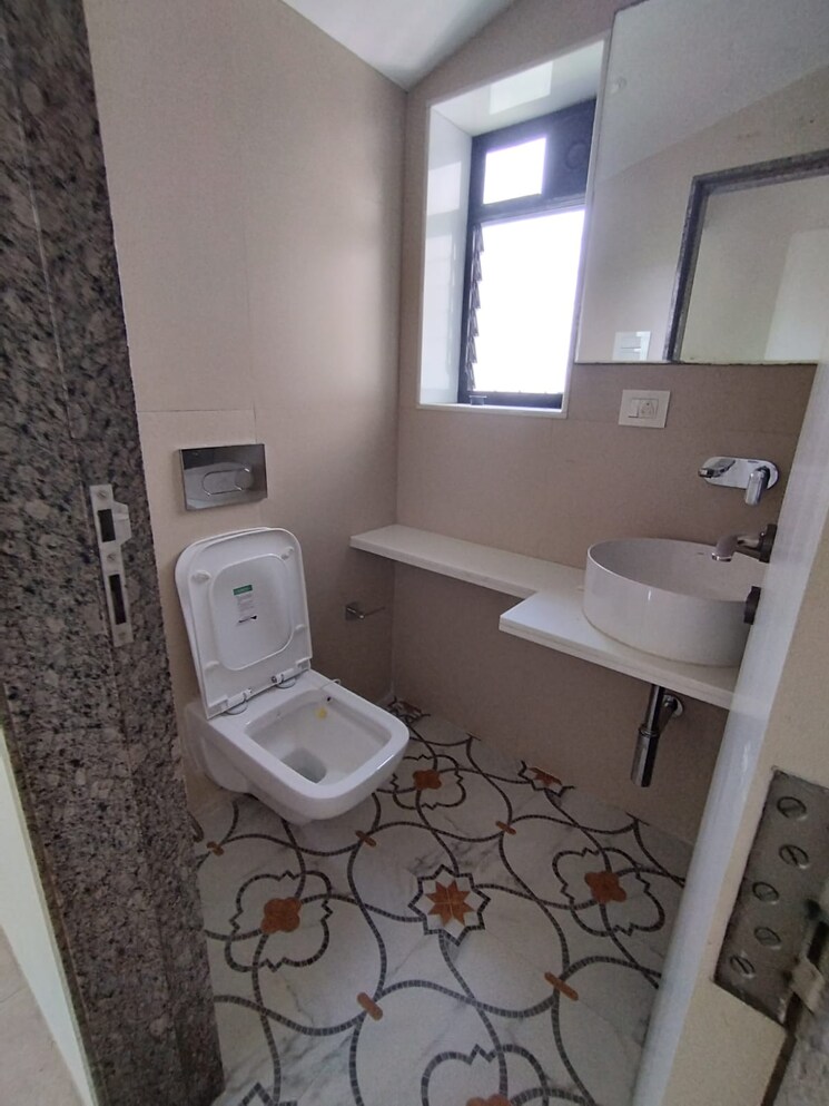 Bathroom, union-park-khar-west 3 Bedroom 1600 Sq.Ft. Apartment In Khar West Mumbai 8791090