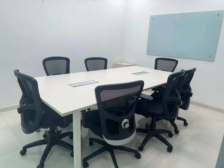 Team Area, scheme 140 Commercial Office Space 2350 Sq.Ft. In Scheme 140 Indore 8790942