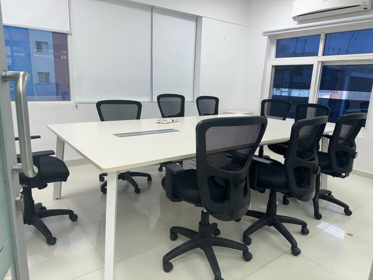 Team Area, scheme 140 Commercial Office Space 2350 Sq.Ft. In Scheme 140 Indore 8790942