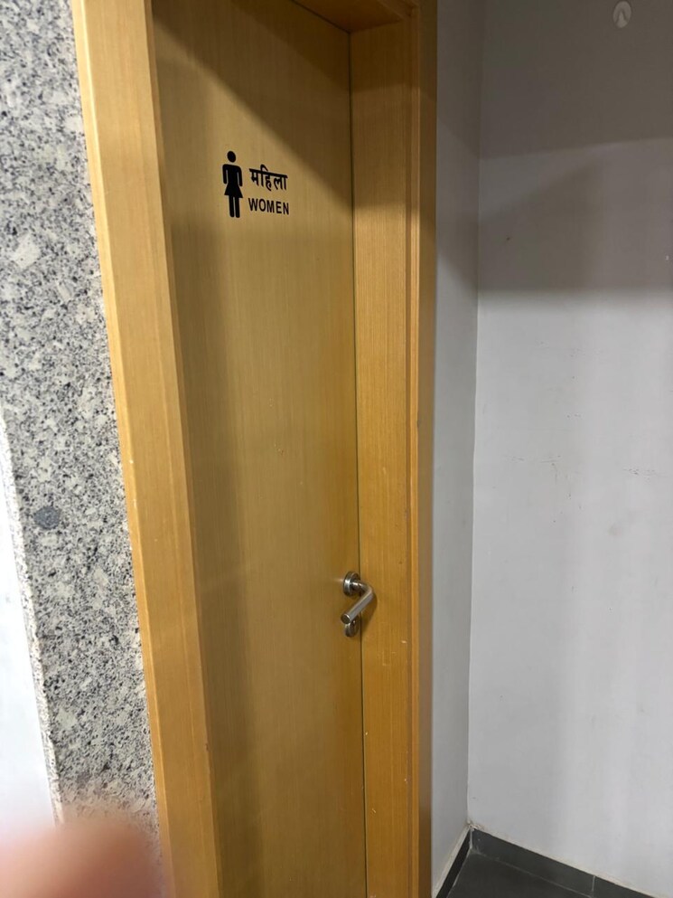 undefined, navratna-corporate-park Commercial Office Space 1925 Sq.Ft. In Ashok Vatika Ahmedabad 8791109