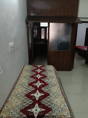 Bedroom in 2 BHK Builder Floor at Dhakoli – for Rent