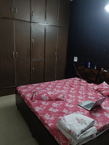 Bedroom in 2 BHK Builder Floor at Dhakoli – for Rent