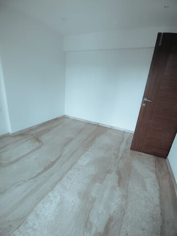 Room in 3 BHK Apartment at Blue Bird Mansion, Khar West – for Sale