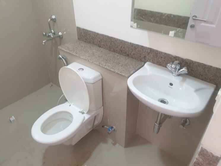 Bathroom, emaar-mgf-emerald-hills 3 Bedroom 1380 Sq.Ft. Builder Floor In Sector 65 Gurgaon 8791176