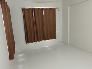 Room in 4 BHK Apartment at Sindhubhavan – for Sale